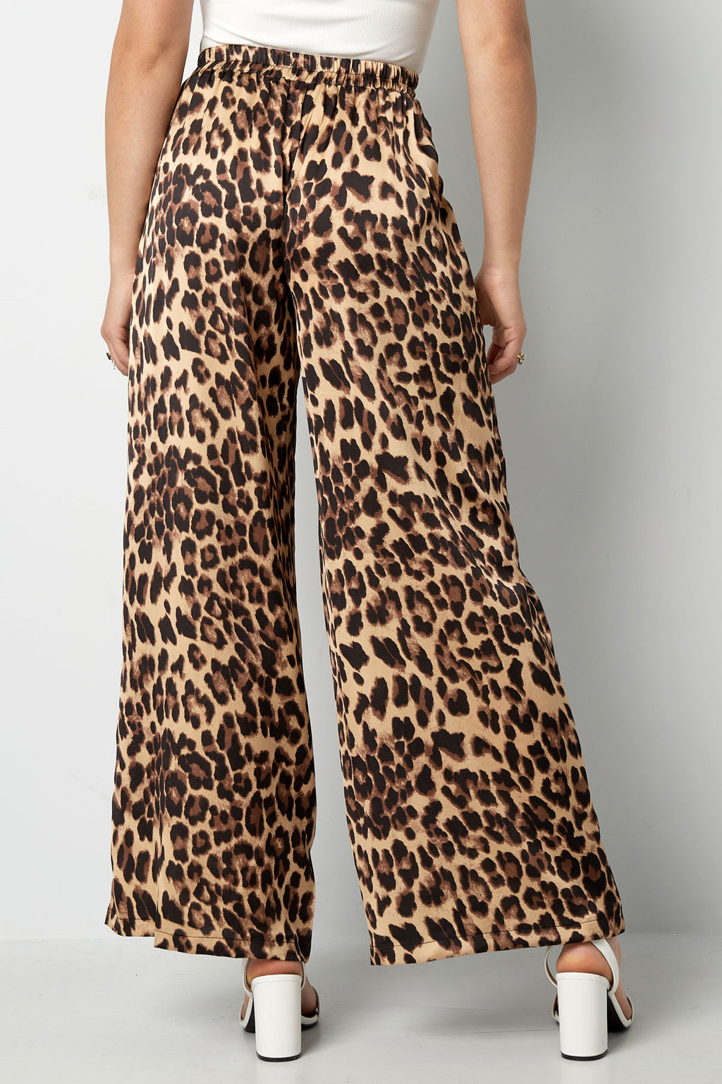 Wide trousers leopard print