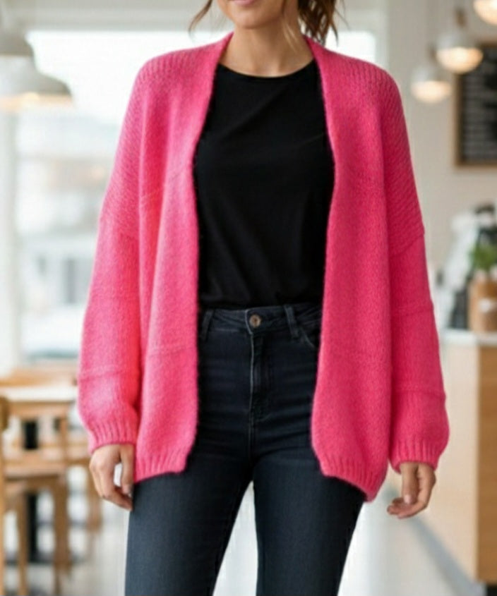 💖 Kuscheliger Oversize Cardigan in leuchtendem Pink
