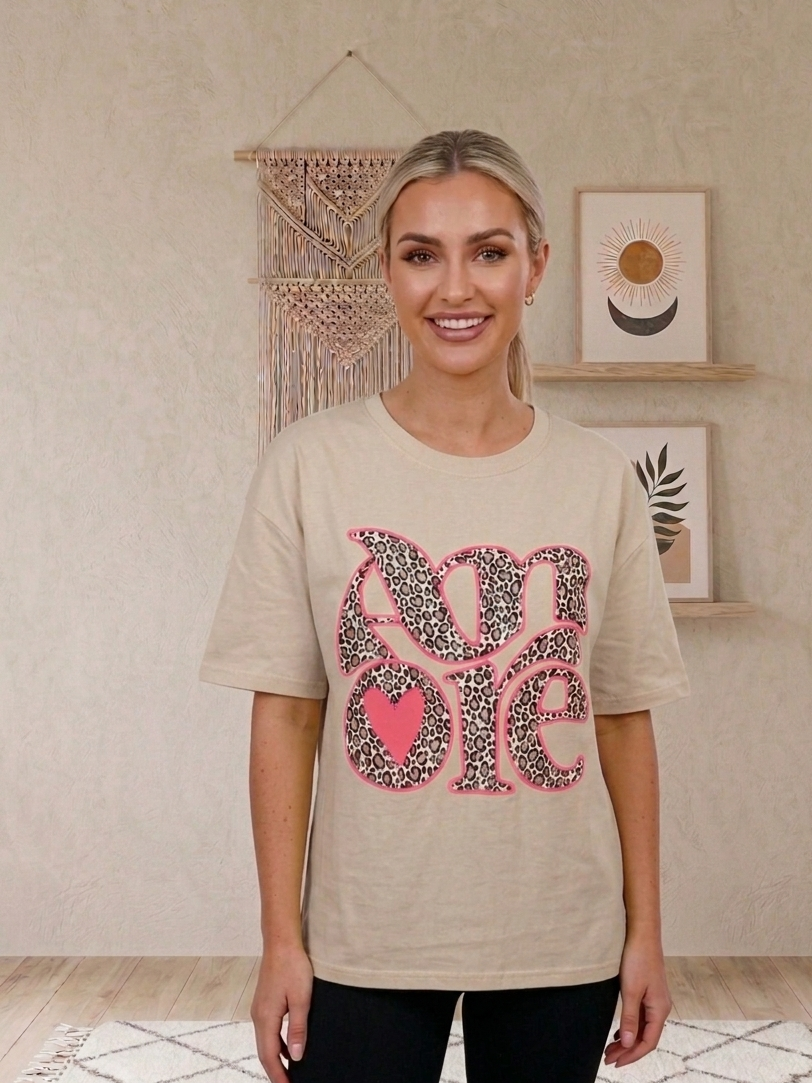 Damen Oversize T-Shirt Amore – Statement-Shirt mit Leo-Print