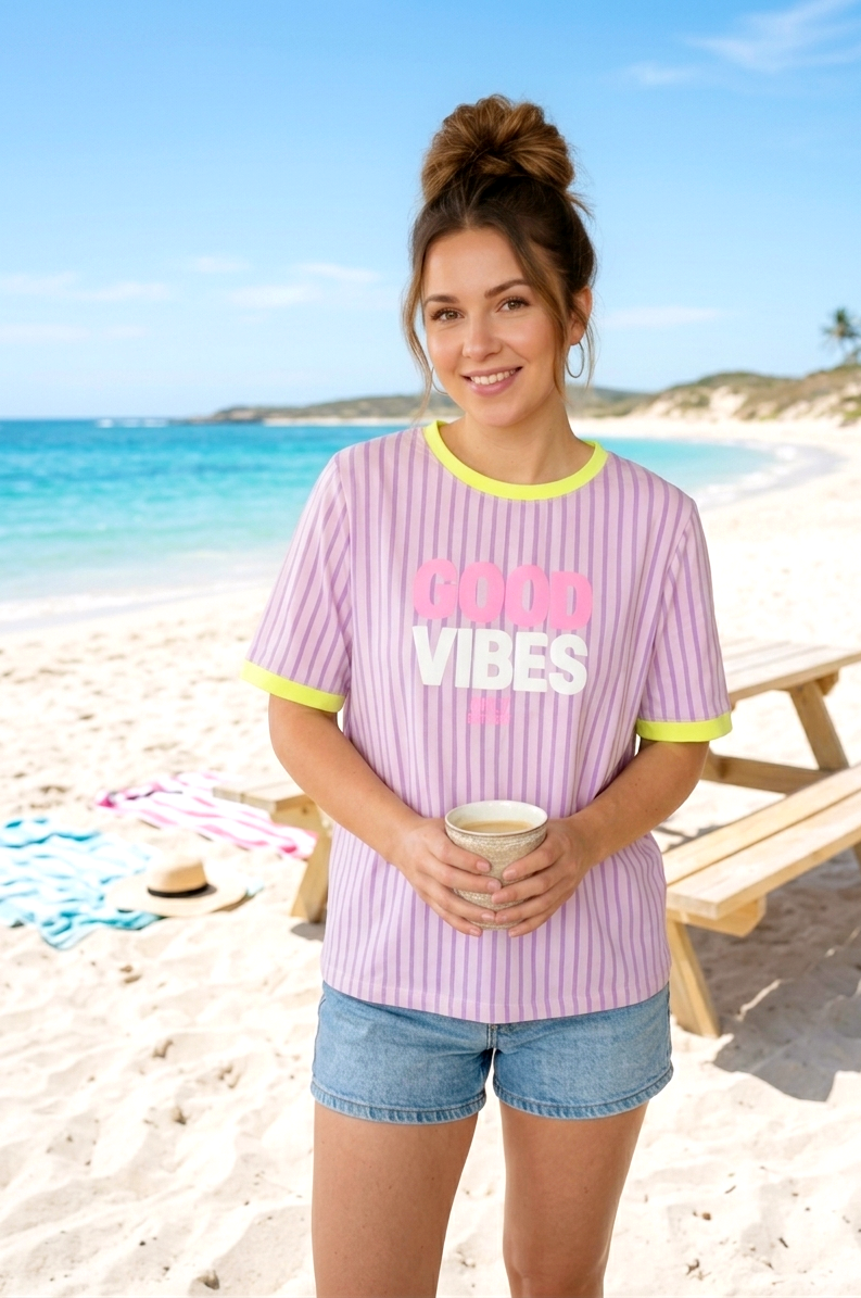Statement T-Shirt Good Vibes gestreift mit Neon-Details | Casual Fit Gr. S-L