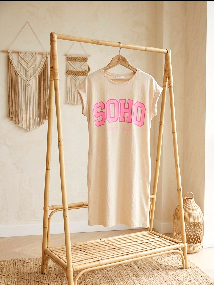 T-Shirt-Kleid "Soho" 🌸 Beige mit Pink-Print | Lässiger Streetstyle | Gr. S