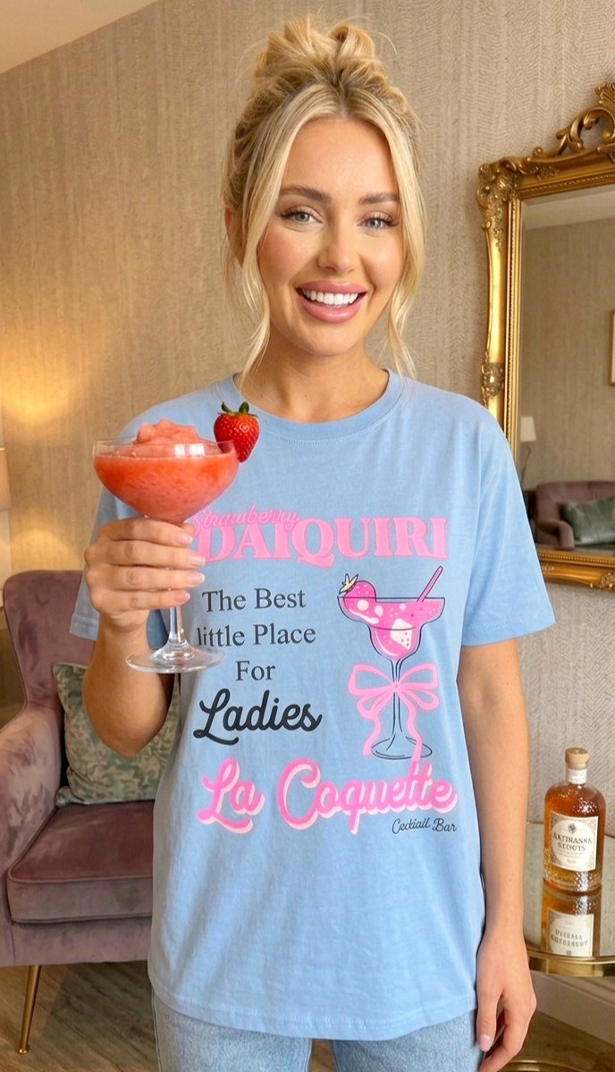 Oversize Shirt "La Coquette Strawberry Daiquiri" 🍓 Baby Blue | One Size S–L
