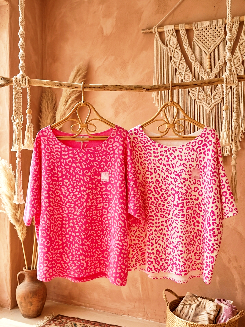Pinkes Leoparden-Print T-Shirt – Oversized Fit