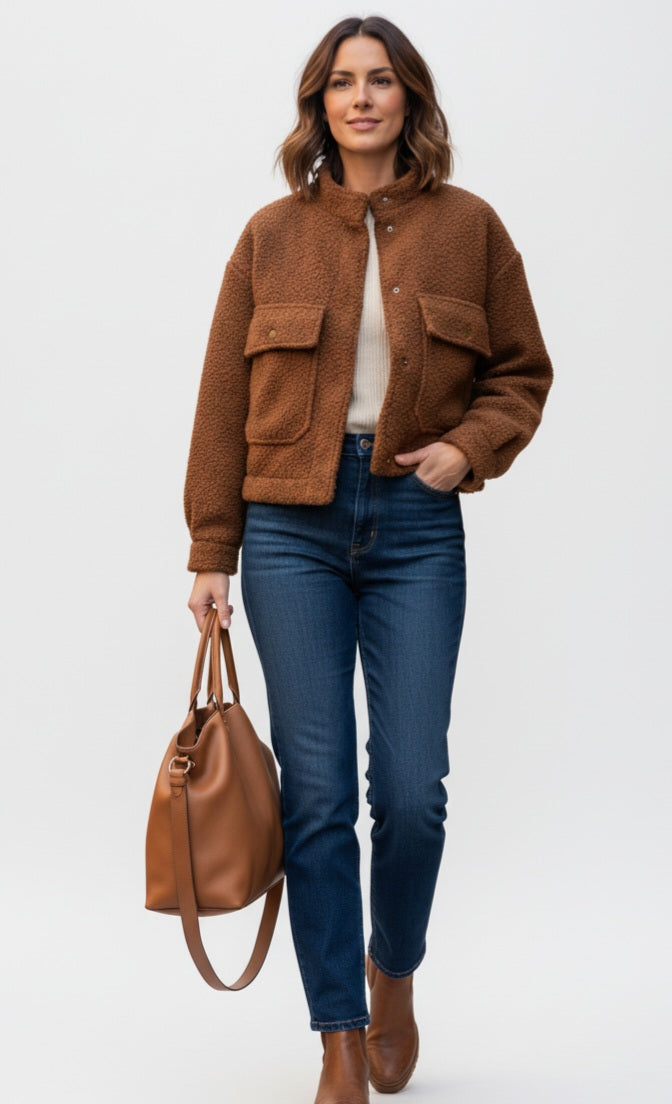 Damen Teddy-Jacke Braun – Kuschelig mit Taschen für Herbst & Winter