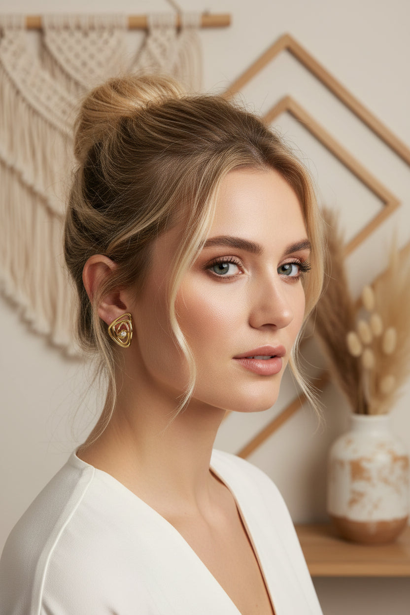 Hypnosis earrings with stone