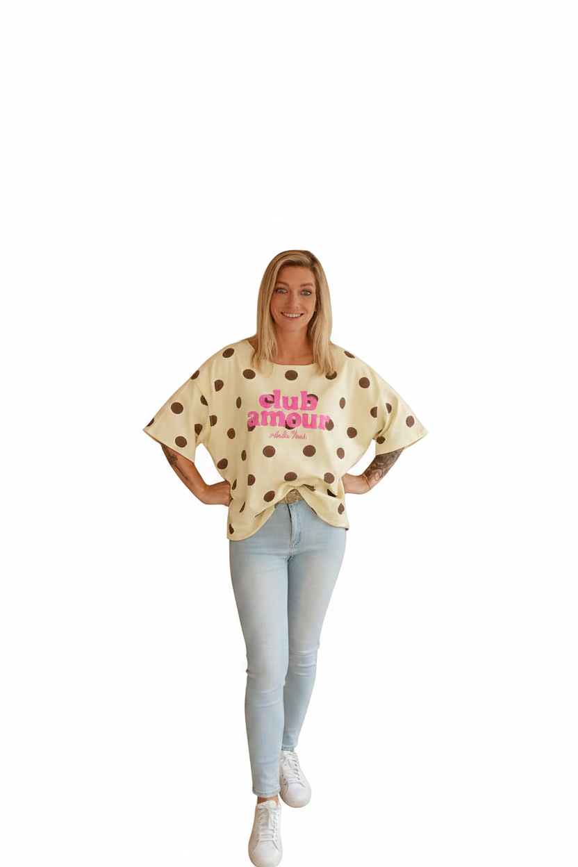Club Amour x Studio Paris Oversize T-Shirt Gelb Polka-Dot – Freisteller weißer Hintergrund, GMC