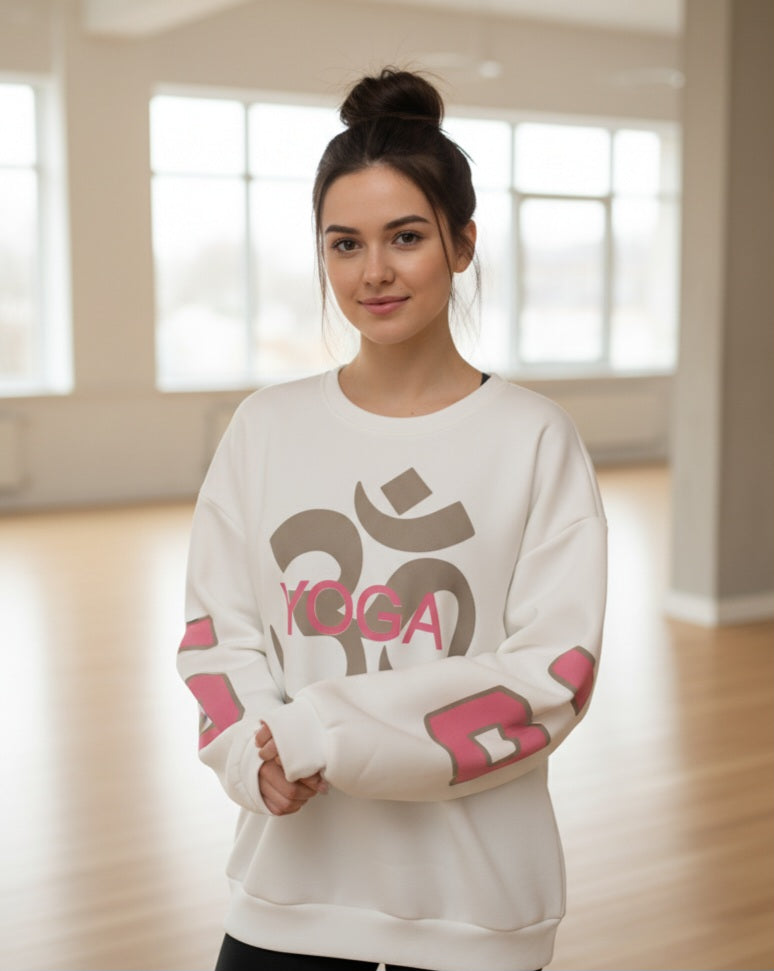 Yoga, women, sweater, statement, style, serenity, harmony, eye-catcher, warm, winter, autumn, cozy, comfortable, stylish, modern