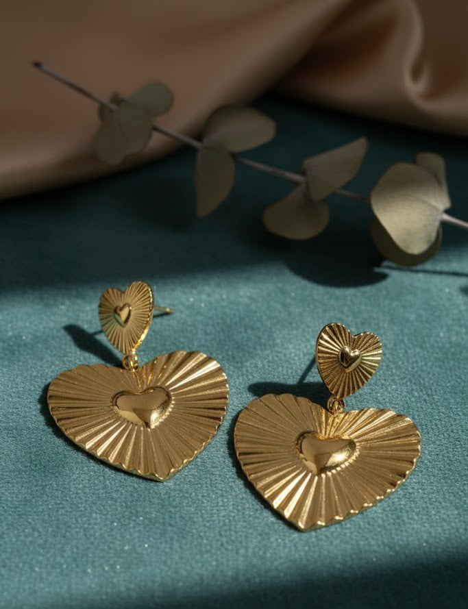 Damen,Ohrringe,Herzen,modern,schick,Blickfang,Edelstahl