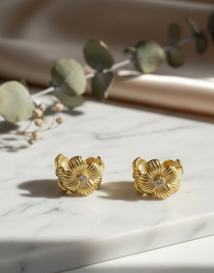 Damen Creolen Edelstahl – Blüten-Design Elegant & Zeitlos