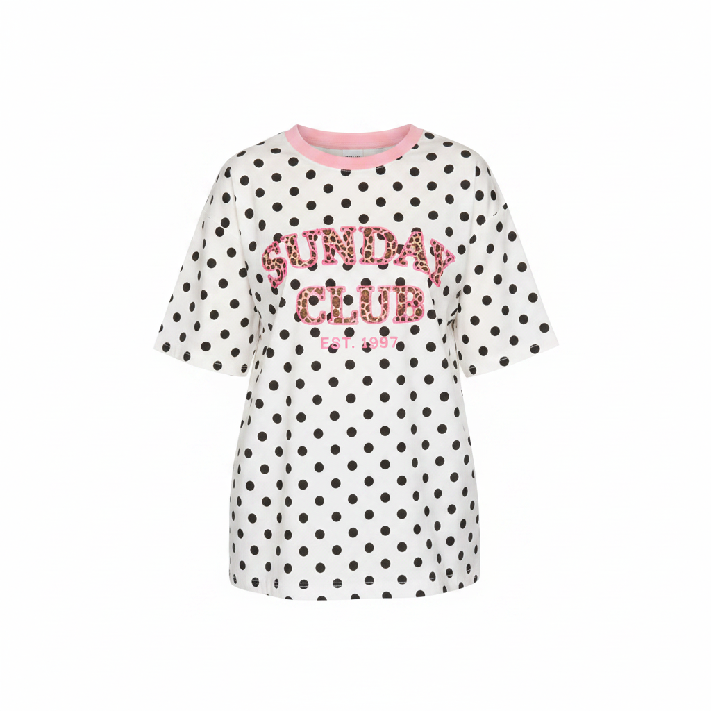 Weißes Polka-Dot T-Shirt aus Baumwolle im Boho-Luxe Stil mit pinkem Print.