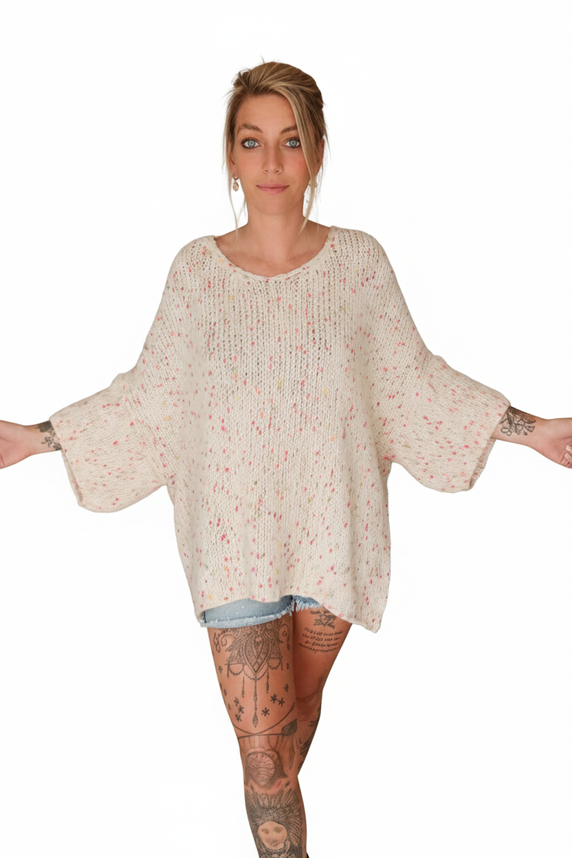 Damen Oversized Strickpullover Creme mit Farbsprenkeln – GMC-Freisteller, weißer Hintergrund – SK-Style