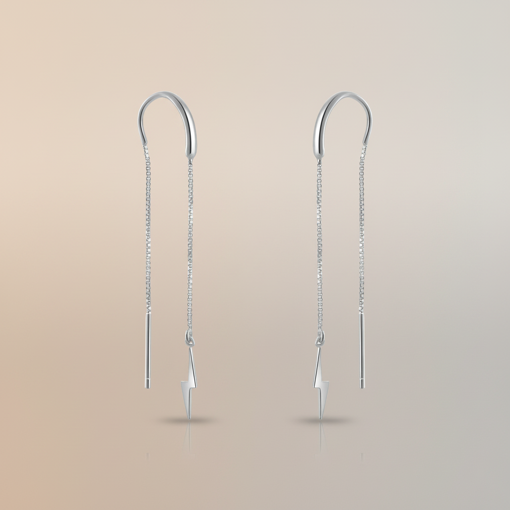 Lange Durchzieher Piercing Ohrringe Detail