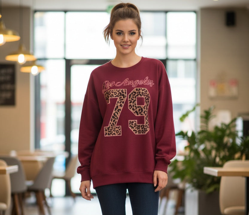 Damen Los Angeles Hoodie – Oversize Pullover in Rot mit Leo-Details