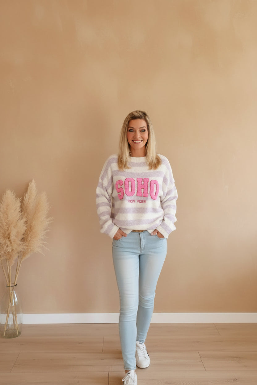 SOHO Streifenpullover Mint – Oversized Strickpullover SOHO New York, kombiniert mit heller Jeans