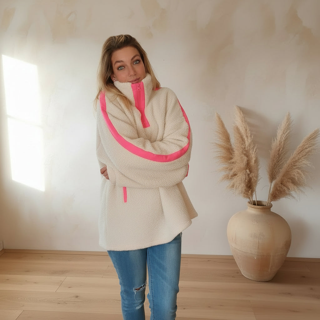 Damen Teddy Sweater Weiß mit pinkem Frontreißverschluss und Stehkragen