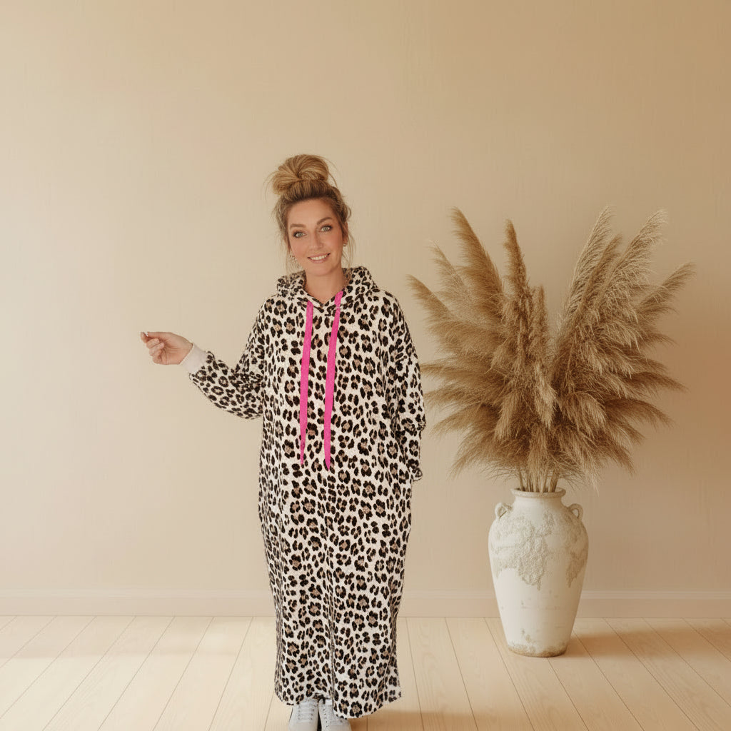 Langes Leo-Kleid für Damen mit Kapuze und Animal-Print