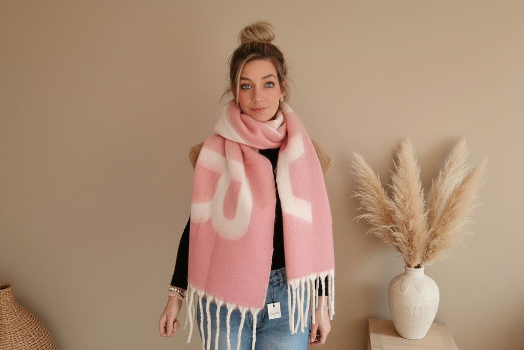 Rosa AMOUR Schal für Damen aus weichem Material mit Fransen von SK-Style & Kompetenz