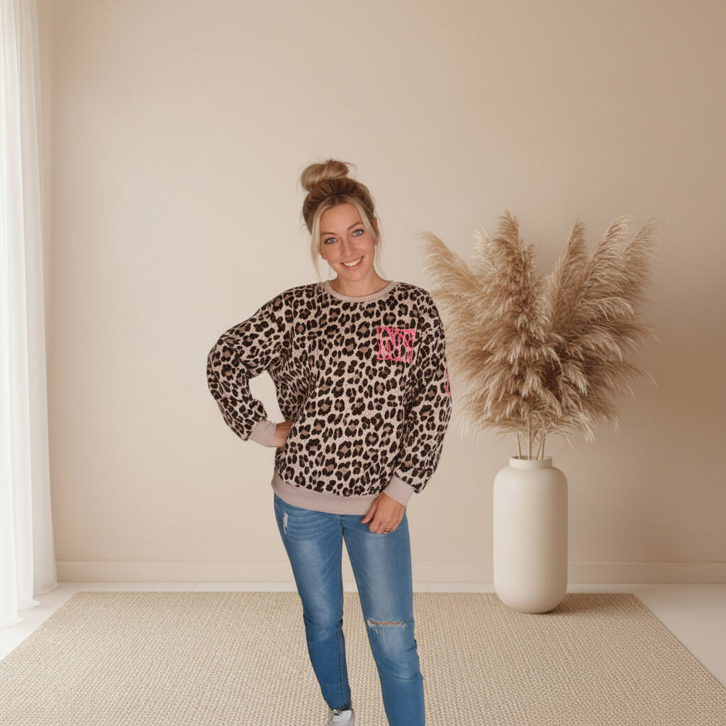 Leo-Pullover mit Leopardenmuster und lässigem New-York-Print