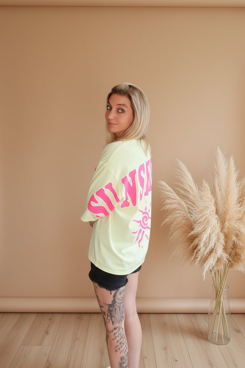 Sunseeker T-Shirt Mintgelb Rückenprint – Arme ausgebreitet, Weite & Schnitt sichtbar