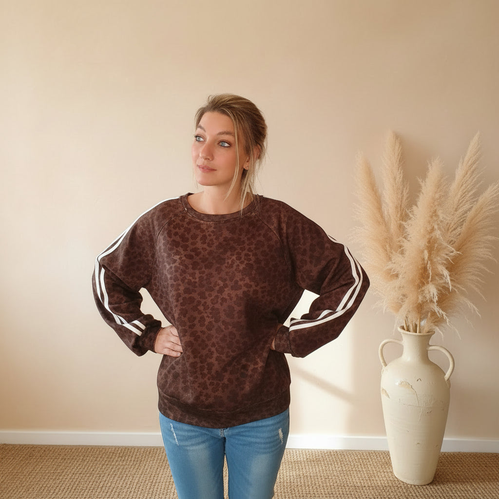 Braunes Leo Oversize Sweatshirt Damen, lässig zu Jeans kombiniert