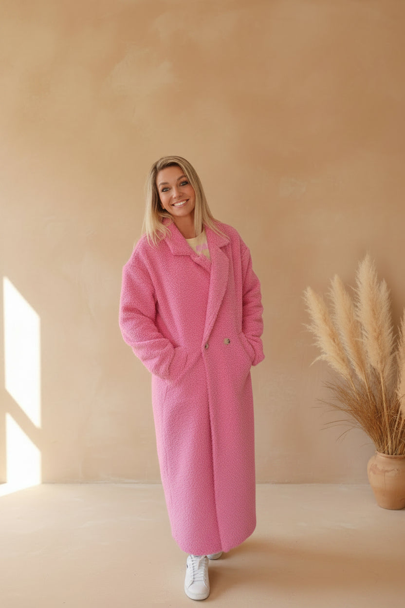 Longmantel Pink Teddy-Fleece – Ganzkörper lässig, Pampas Vase warmer Hintergrund