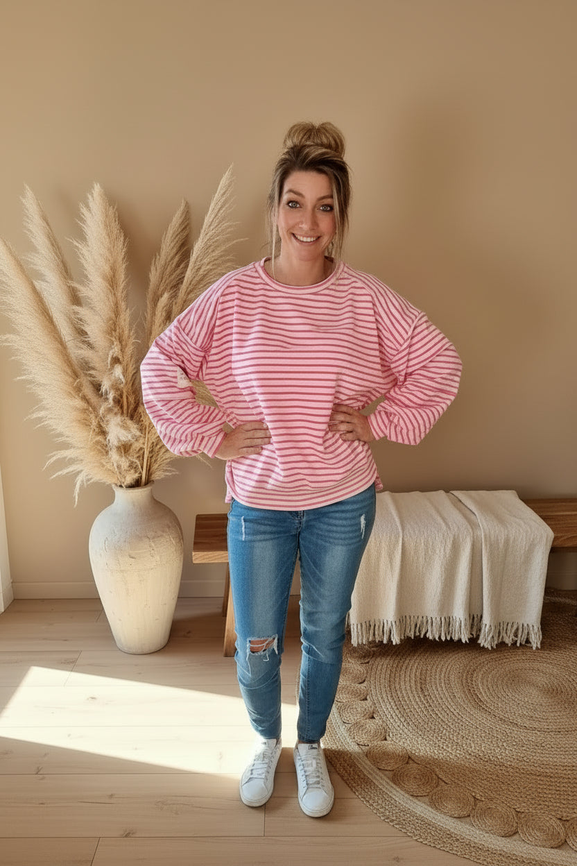 Rosaweißes Oversize Sweatshirt Damen mit ausgestreckten Ärmeln und Querstreifen