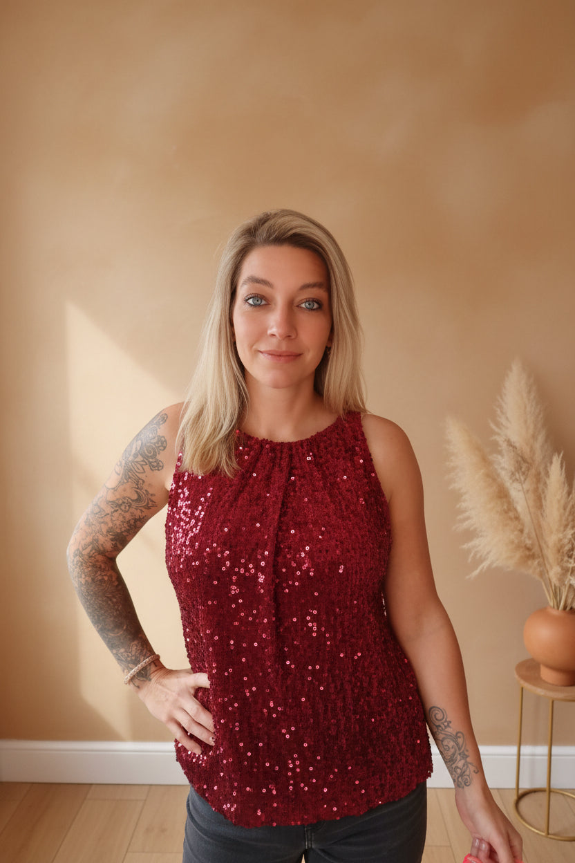 Bordeaux Pailletten-Top Damen – Frontansicht direkter Blick, eleganter Halsausschnitt mit Schleife