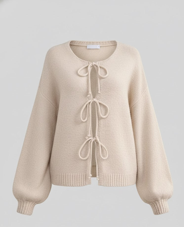 Eleganter Boho-Strickpullover mit charmanten Bindedetails