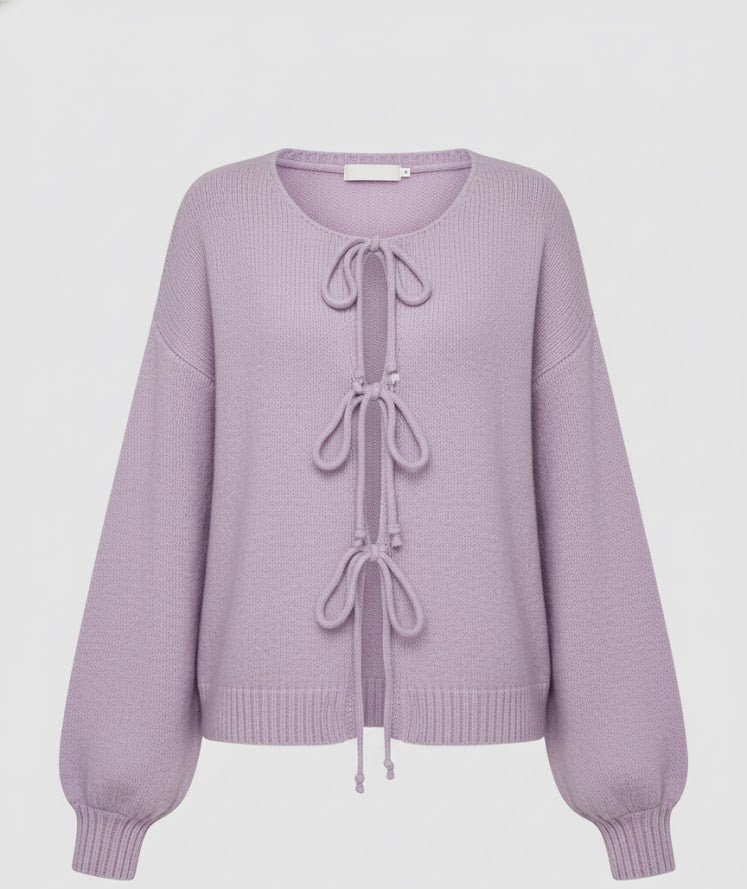 Eleganter Boho-Strickpullover mit charmanten Bindedetails