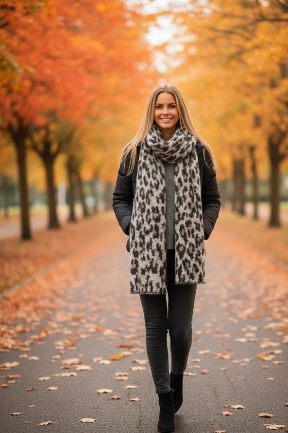 Leoparden-Schal Damen - Elegantes Animal Print Tuch