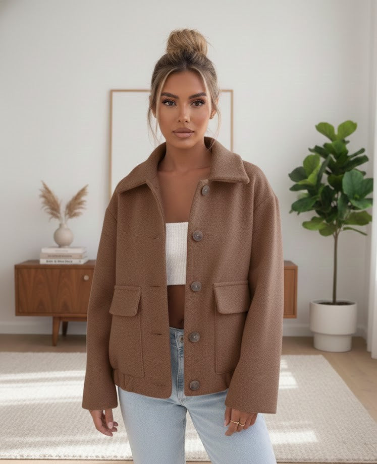 Der perfekte Übergang: Stilvolle Kurzjacke