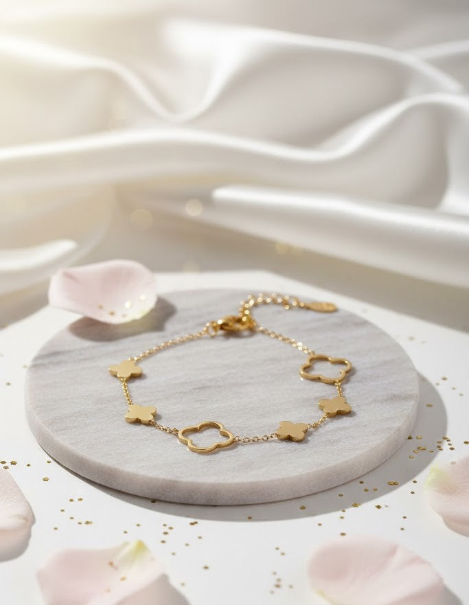 Silbernes Kleeblatt Armband für Frauen